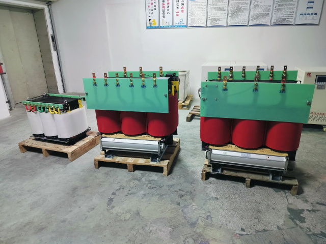 察哈尔右翼前KS11-1000KVA矿用变压器